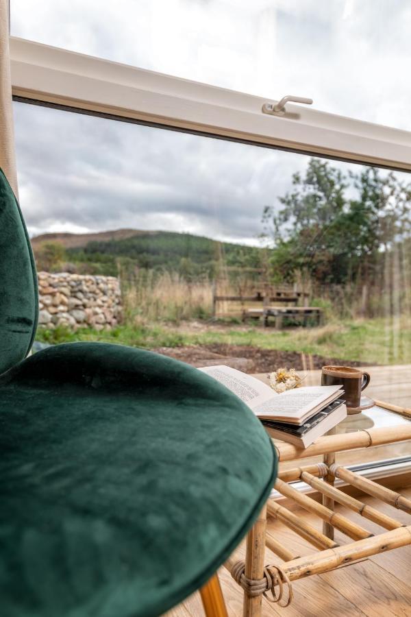 Alba - Charming Boutique Forest View Cabin With Hot Tub In Ballater Exterior foto